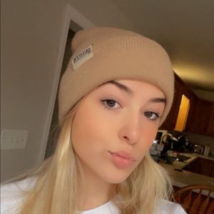 Meet your Posher, Gracie